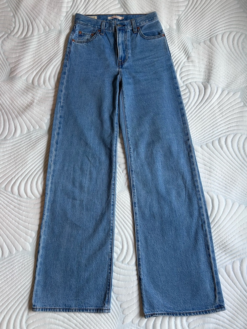 Classic High-Rise Wide-Leg Levi’s Women's Jeans in Blue